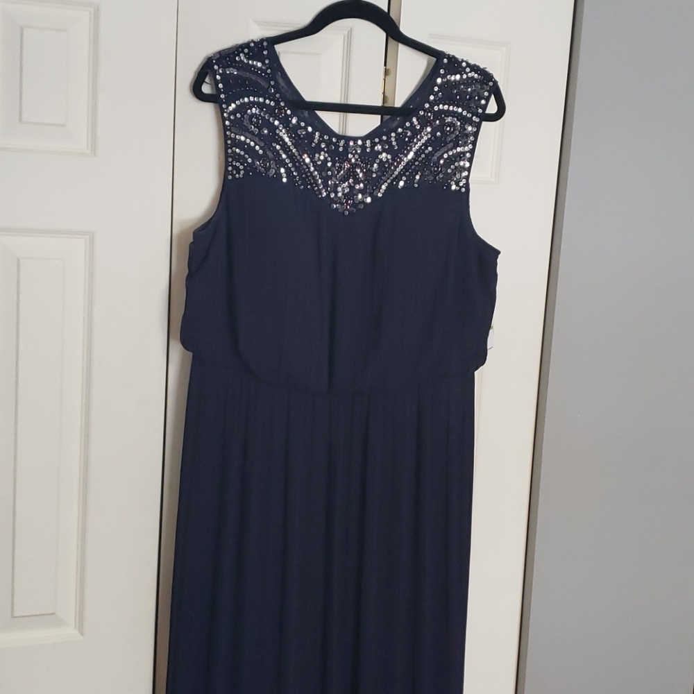 Alex Evenings navy gown